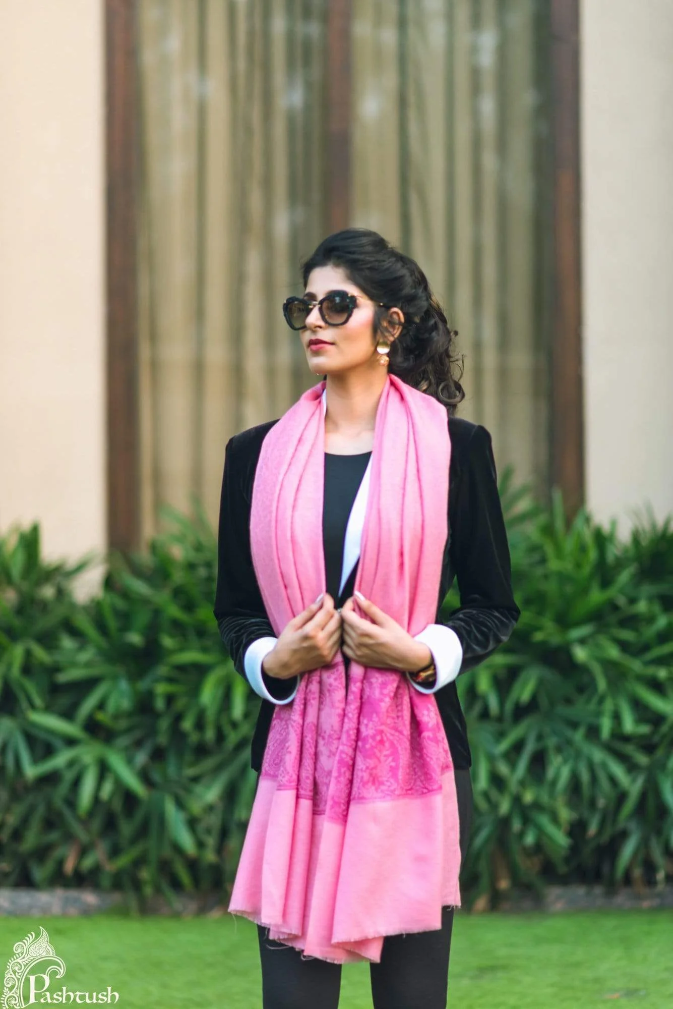 Pashtush Women'S Extra Fine Wool Reversible Stole With Paiseley Weave, Pink - Image 4